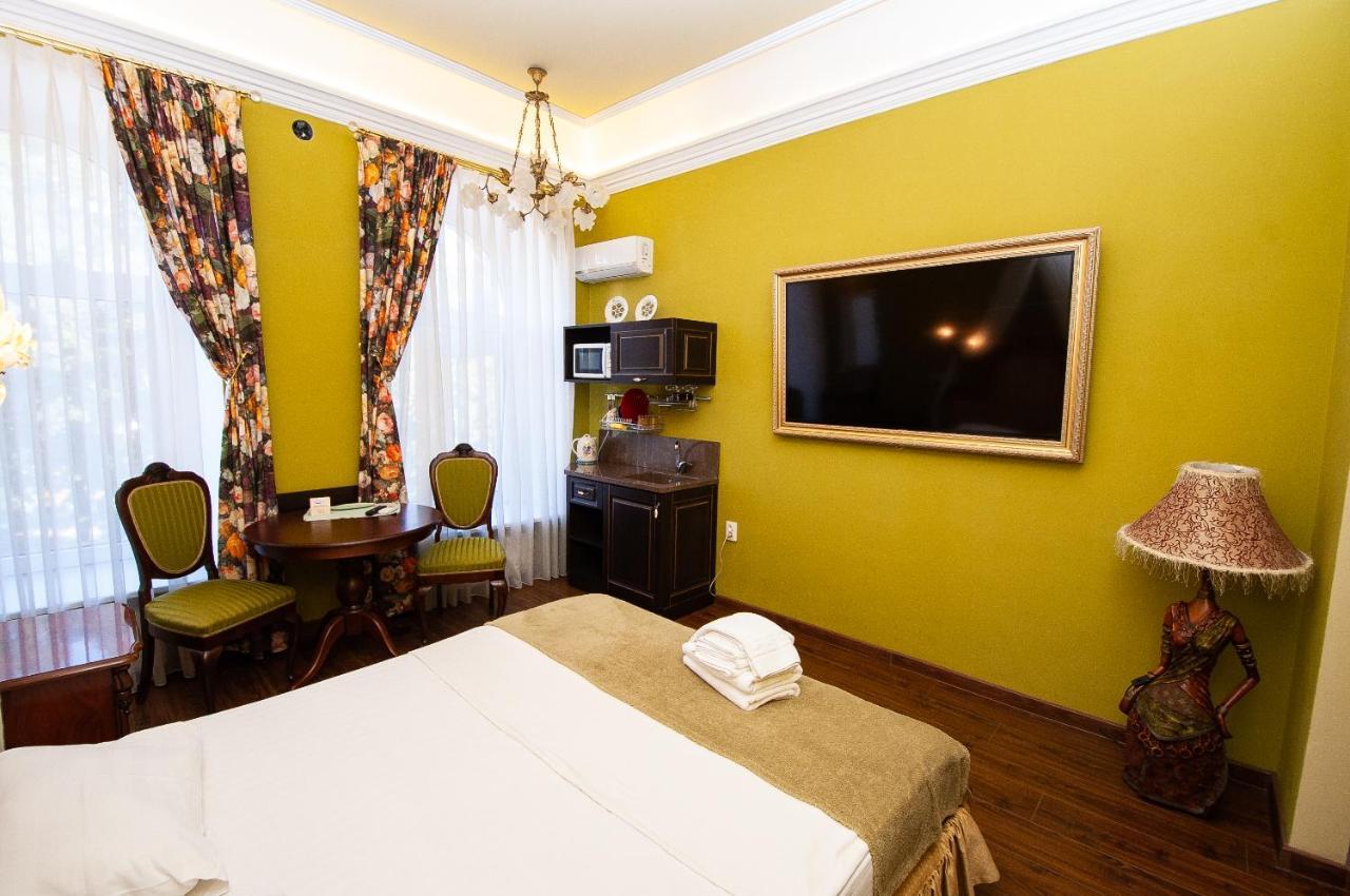 Art Suites Near Deribasovskaya 敖德萨 外观 照片
